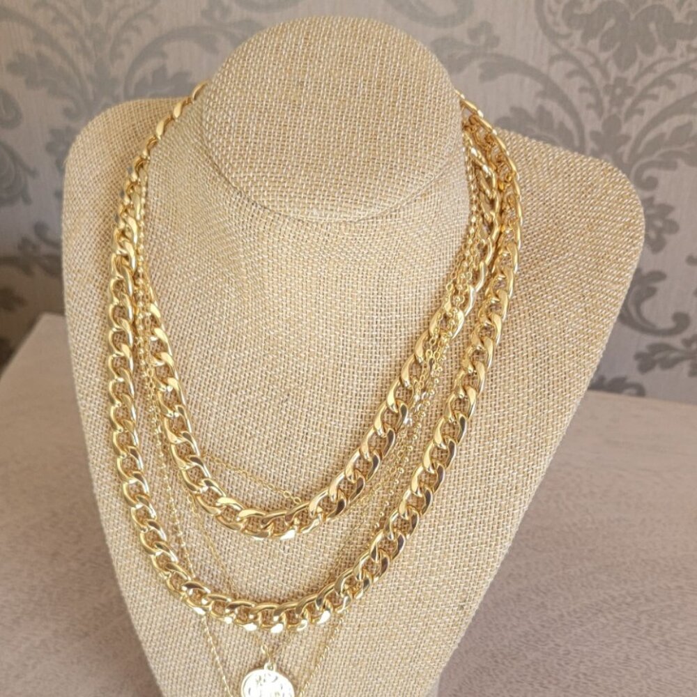 Gold Plated Layer Necklace - Picture 4 of 5